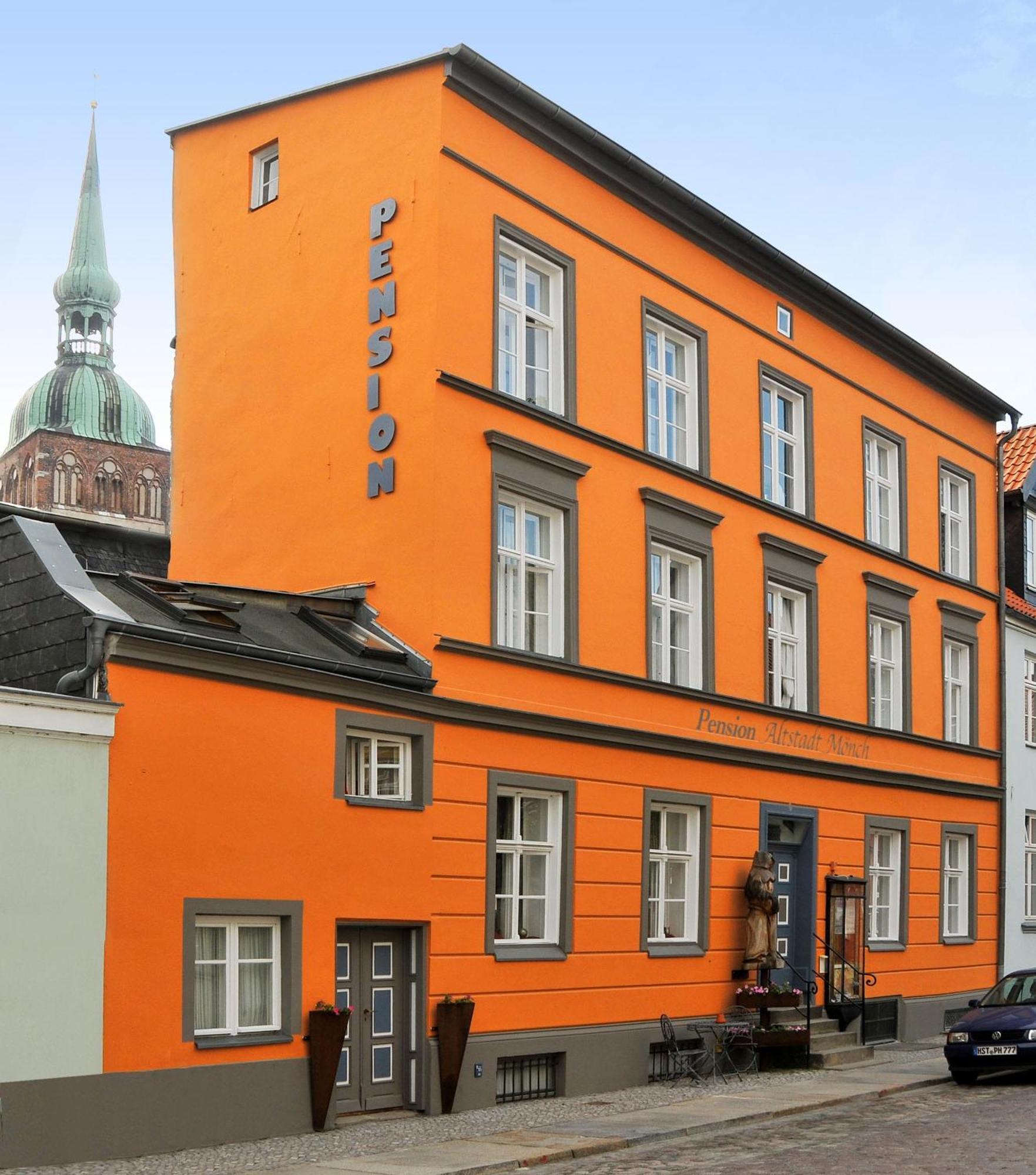 Pension Altstadt Moench In Top Lage Preis Inclusive 5 Prozent Bettensteuer Und Fruehstueck 슈트랄준트 외부 사진