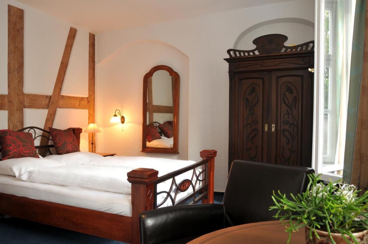 Pension Altstadt Moench In Top Lage Preis Inclusive 5 Prozent Bettensteuer Und Fruehstueck 슈트랄준트 객실 사진